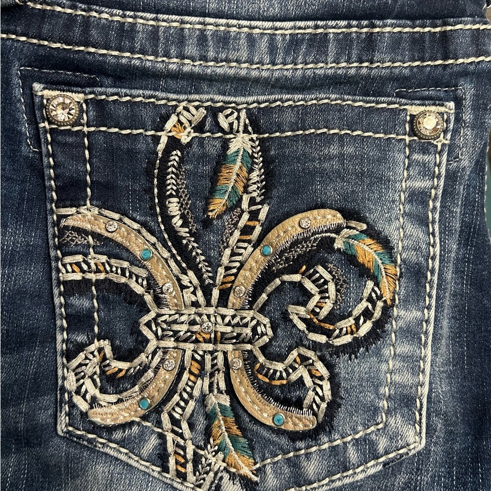 NWOT Miss Me Women's Jeans 31 Mid Rise, Boot Cut, Dark Fade Blue Denim